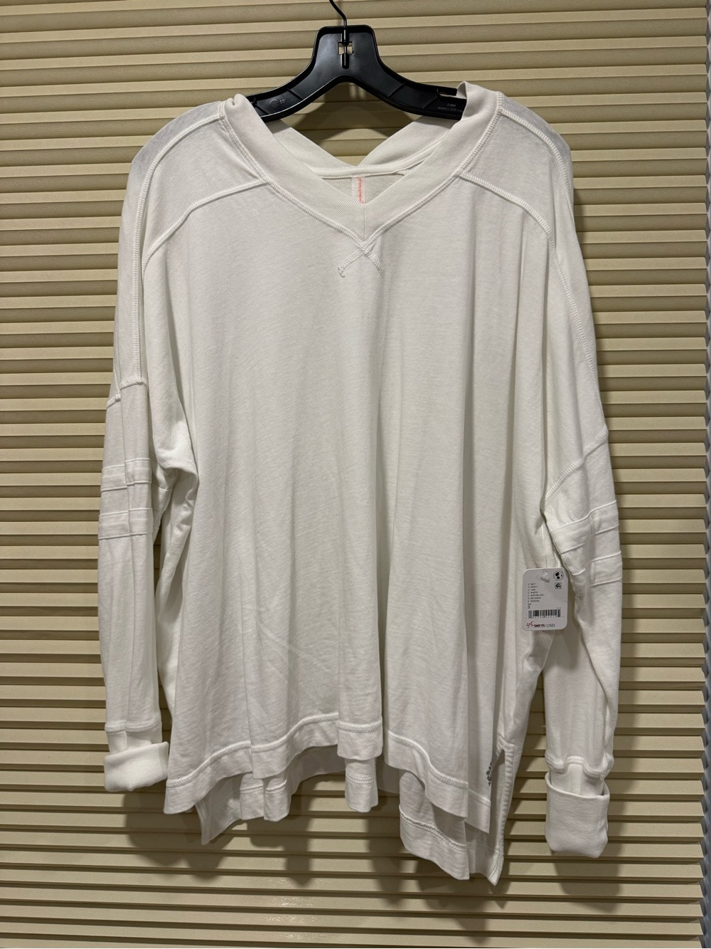 Free People Women’s White Long-Sleeve Casual Pullover Shirt